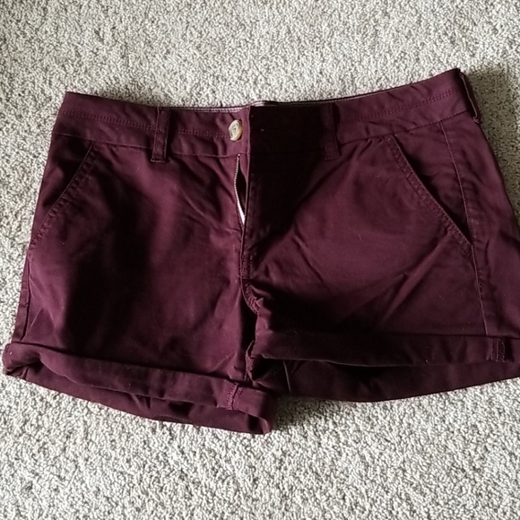Maroon shorts - Picture 1 of 3